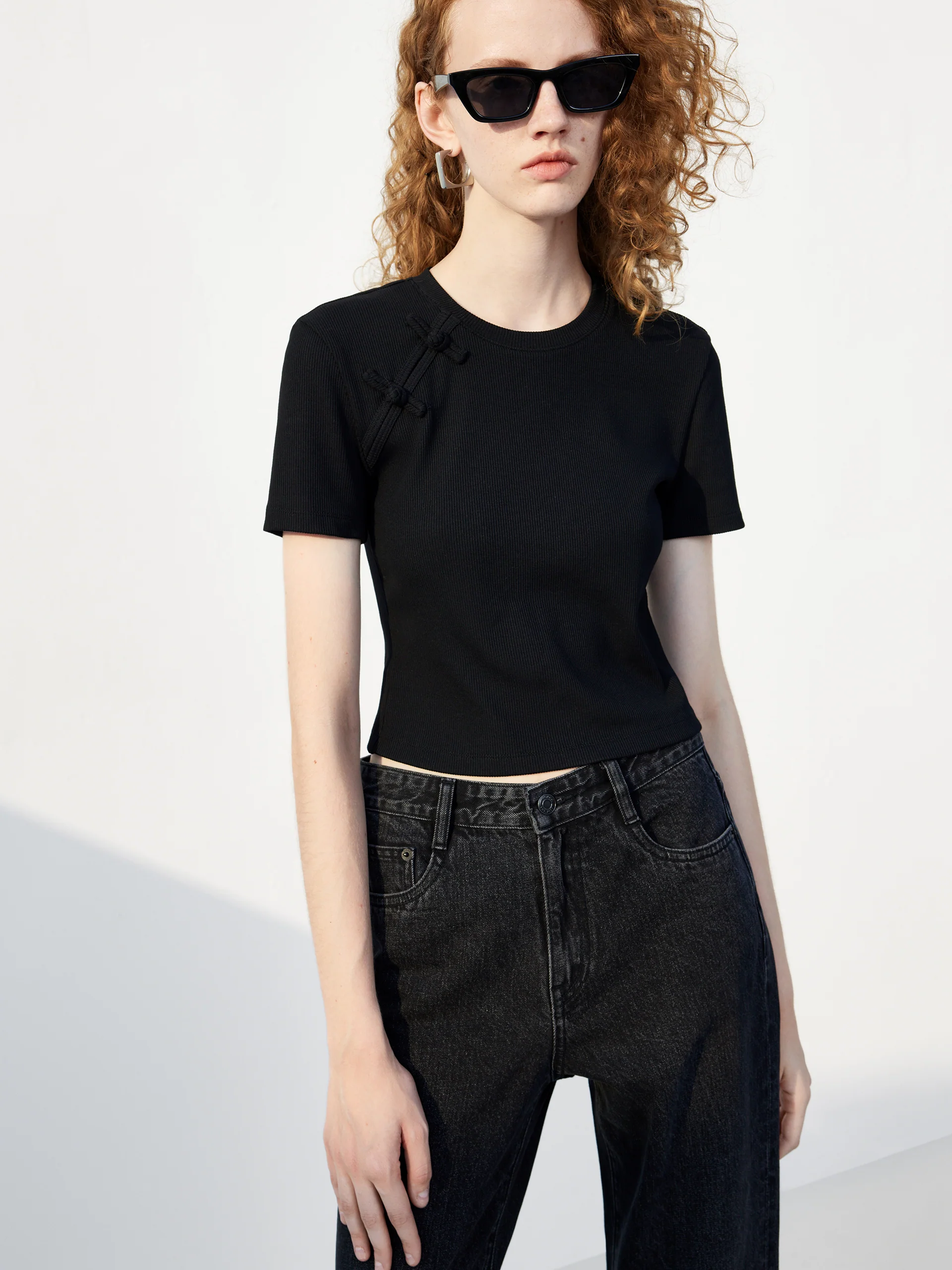 Cheongsam Buckle Ribbed T-shirt - Image 6