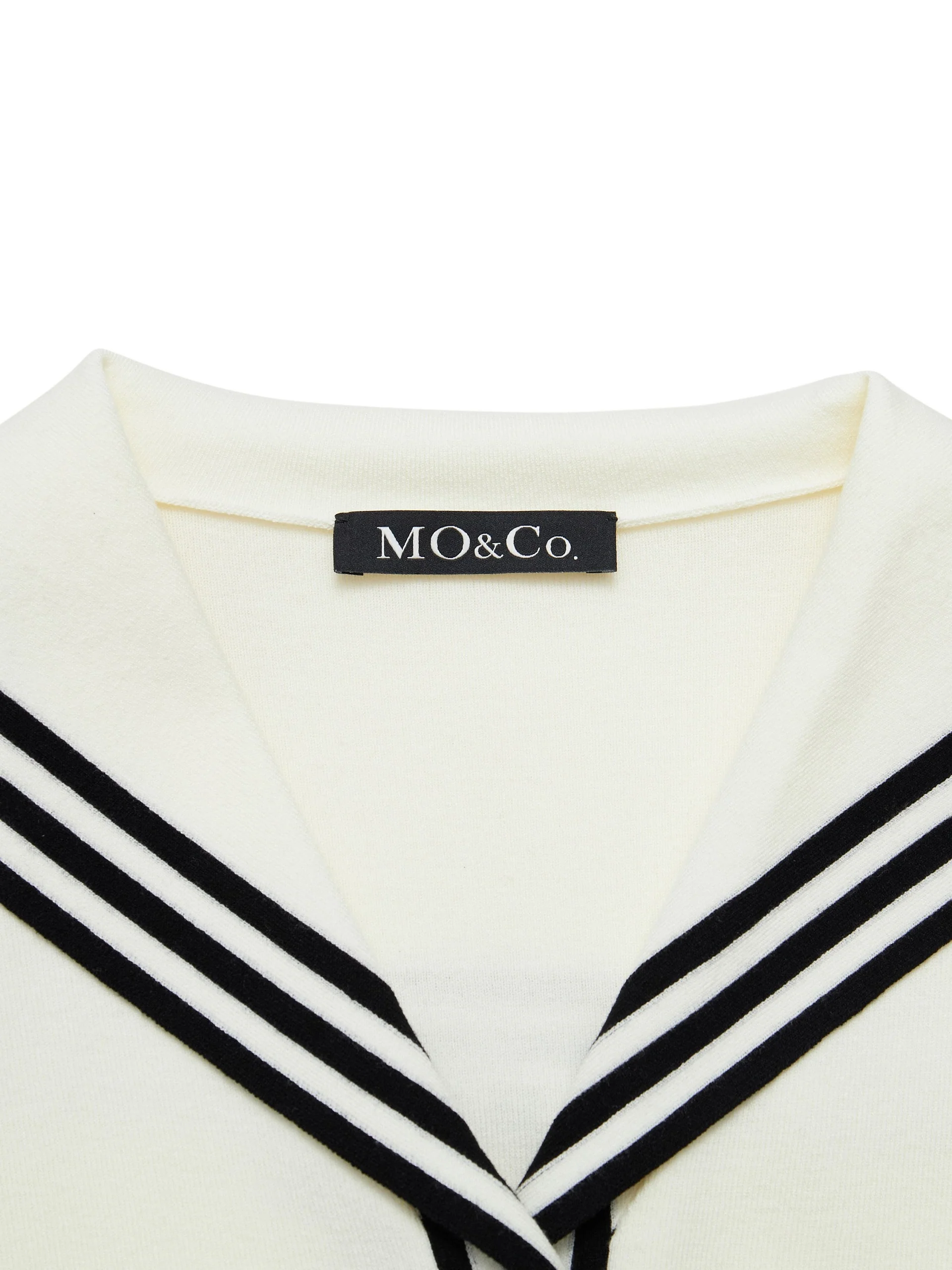 Contrast Metal Button Knit Top - Image 19