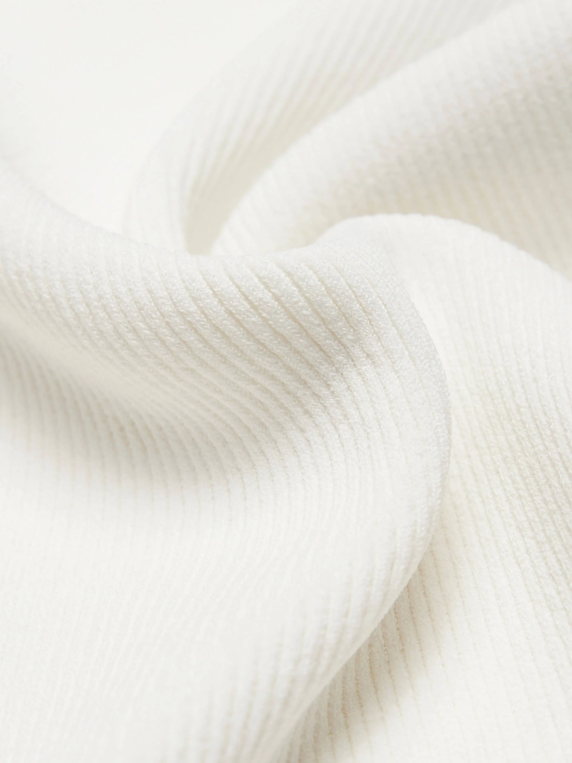 Contrast Pleated Knitted Top - Image 11