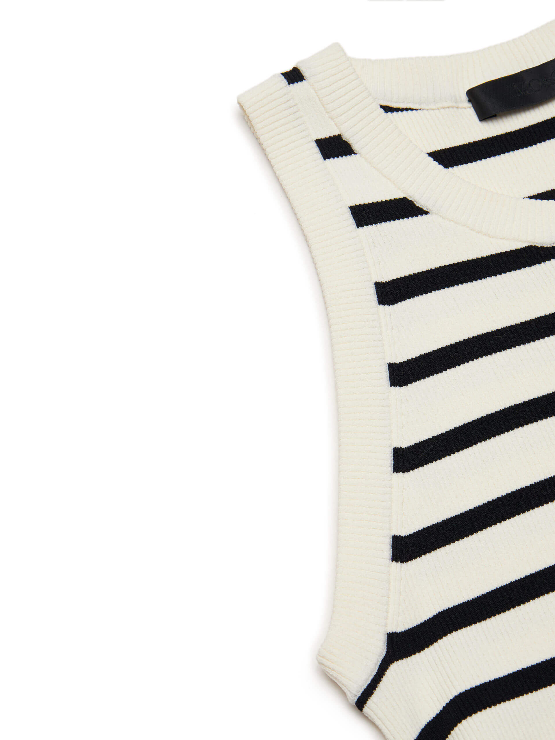 Contrast Pleated Knitted Top - Image 23