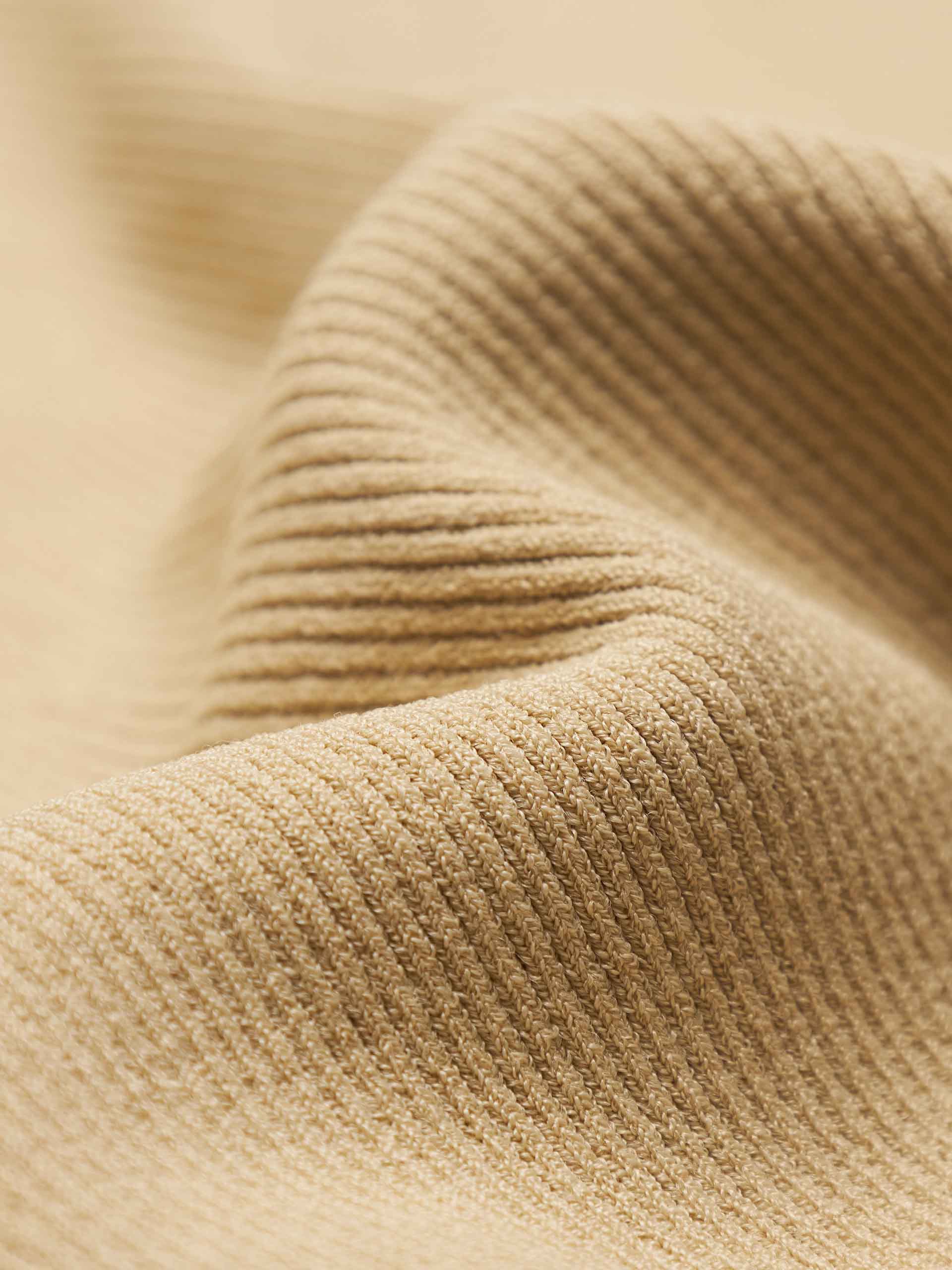 Contrasting Ribbed Tank Top - Image 10