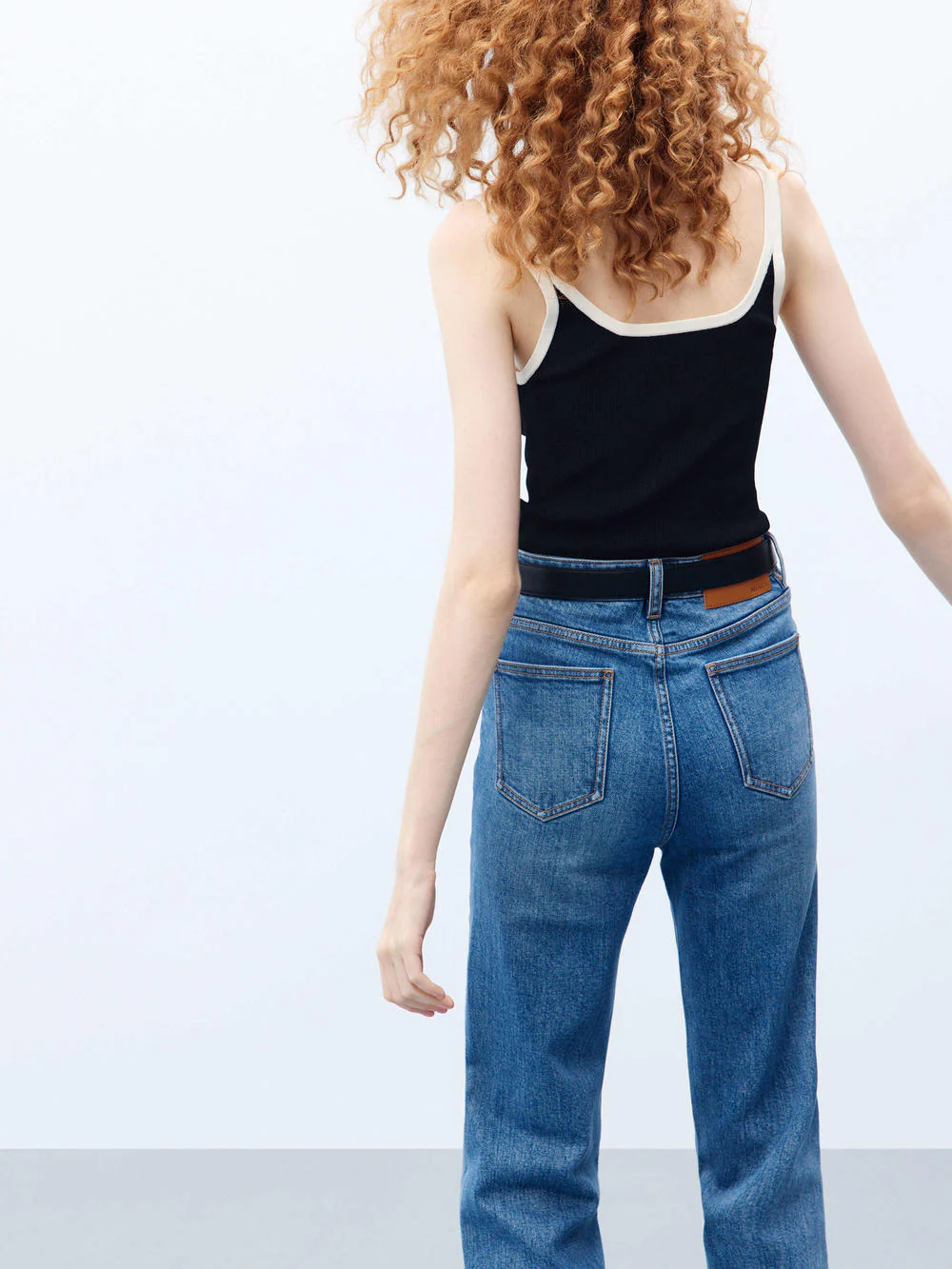 Contrasting Ribbed Tank Top - Image 16