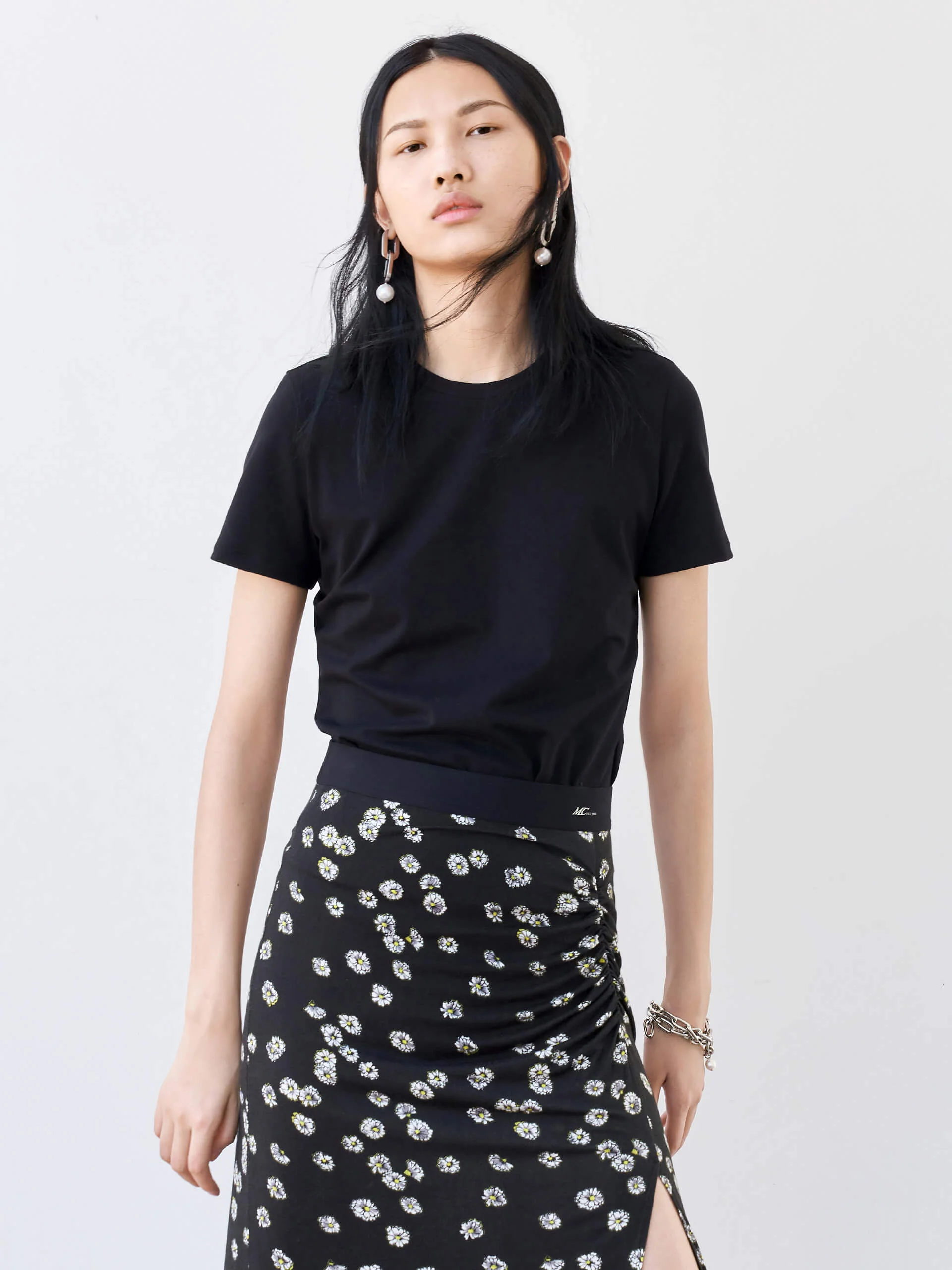 Cotton Letter LOGO T-shirt - Image 9