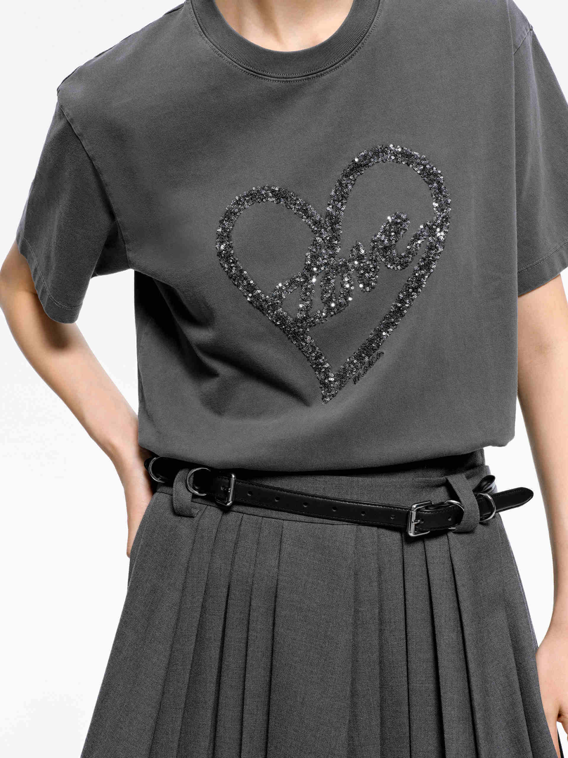 Cotton T-shirt with Heart Pattern - Image 3