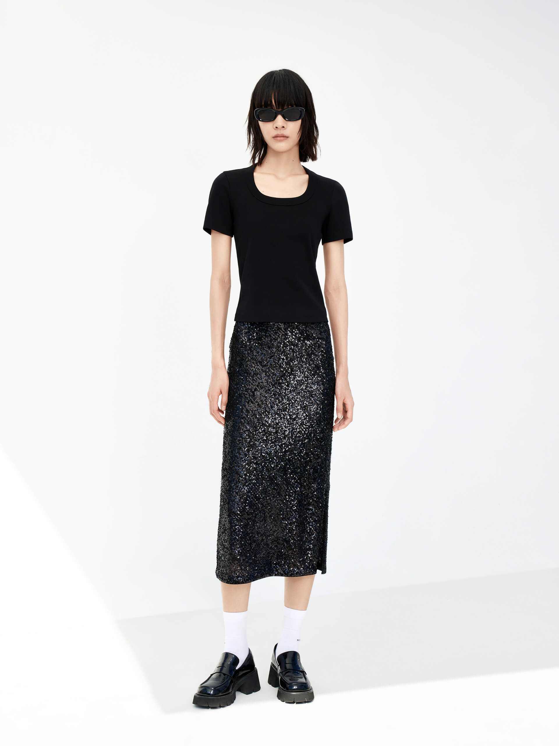 Crewneck Elastic T-shirt - Image 21