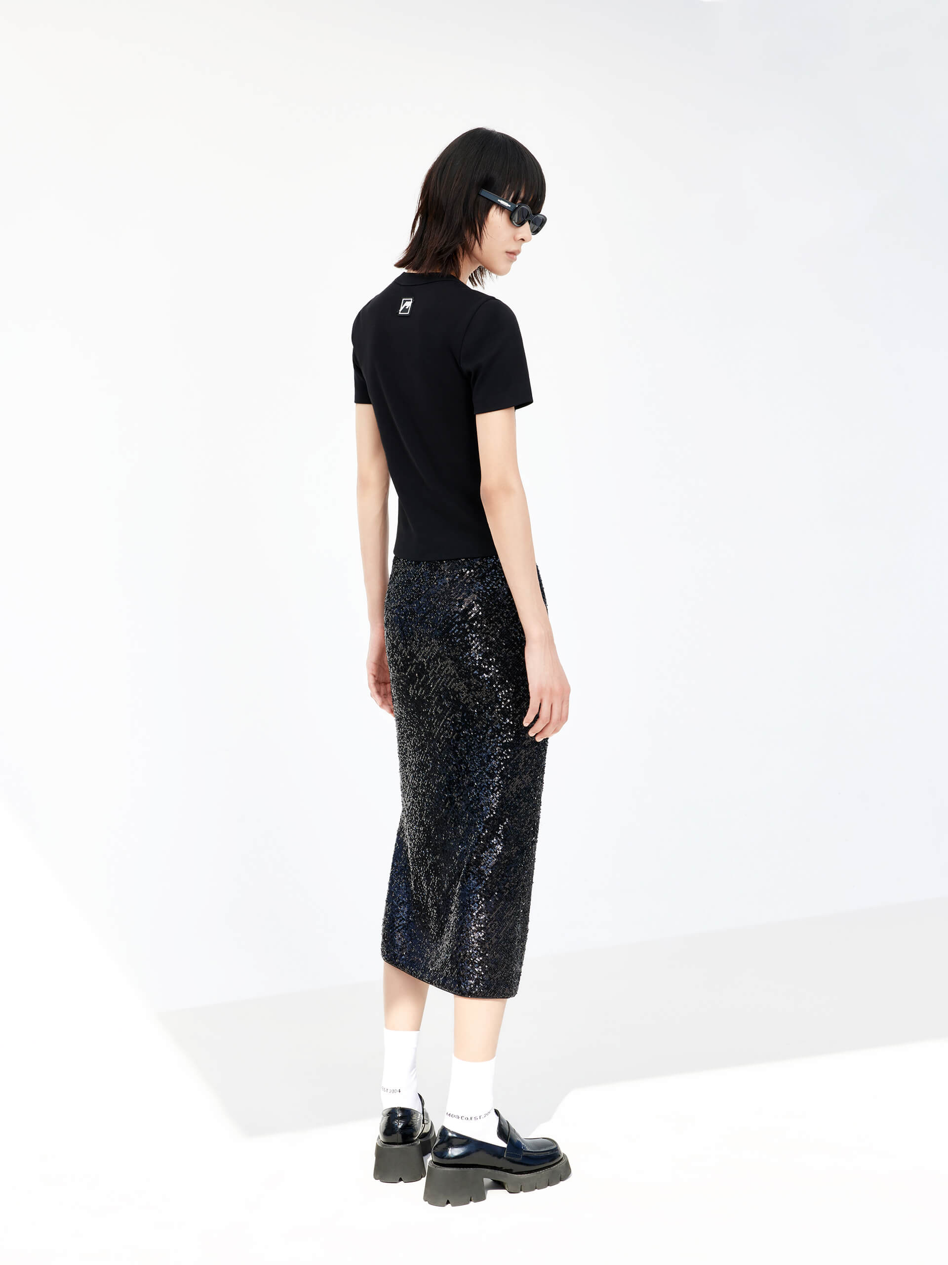 Crewneck Elastic T-shirt - Image 23