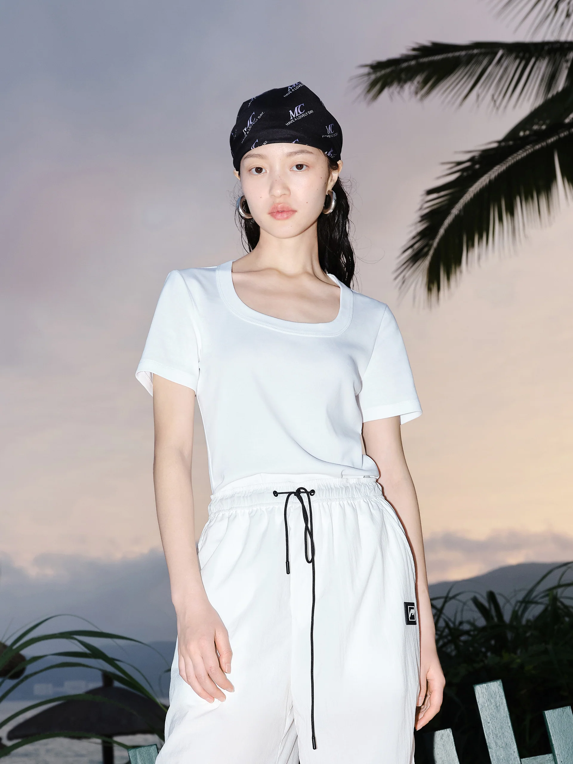 Crewneck Elastic T-shirt - Image 4