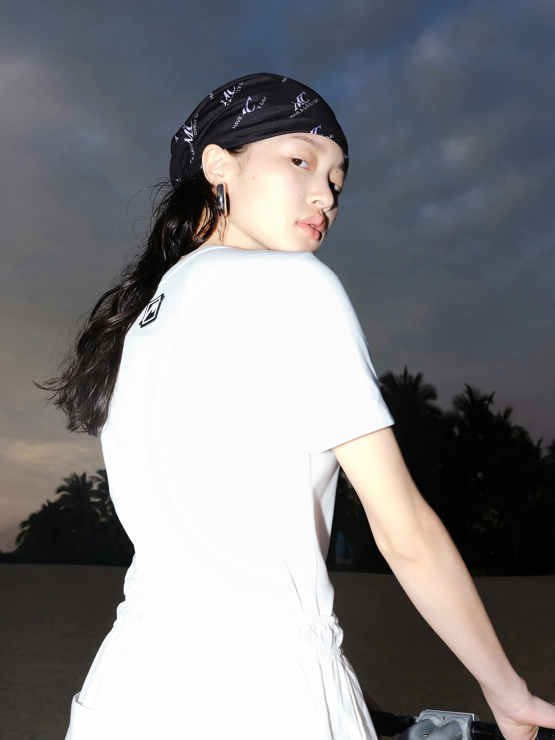 Crewneck Elastic T-shirt - Image 6