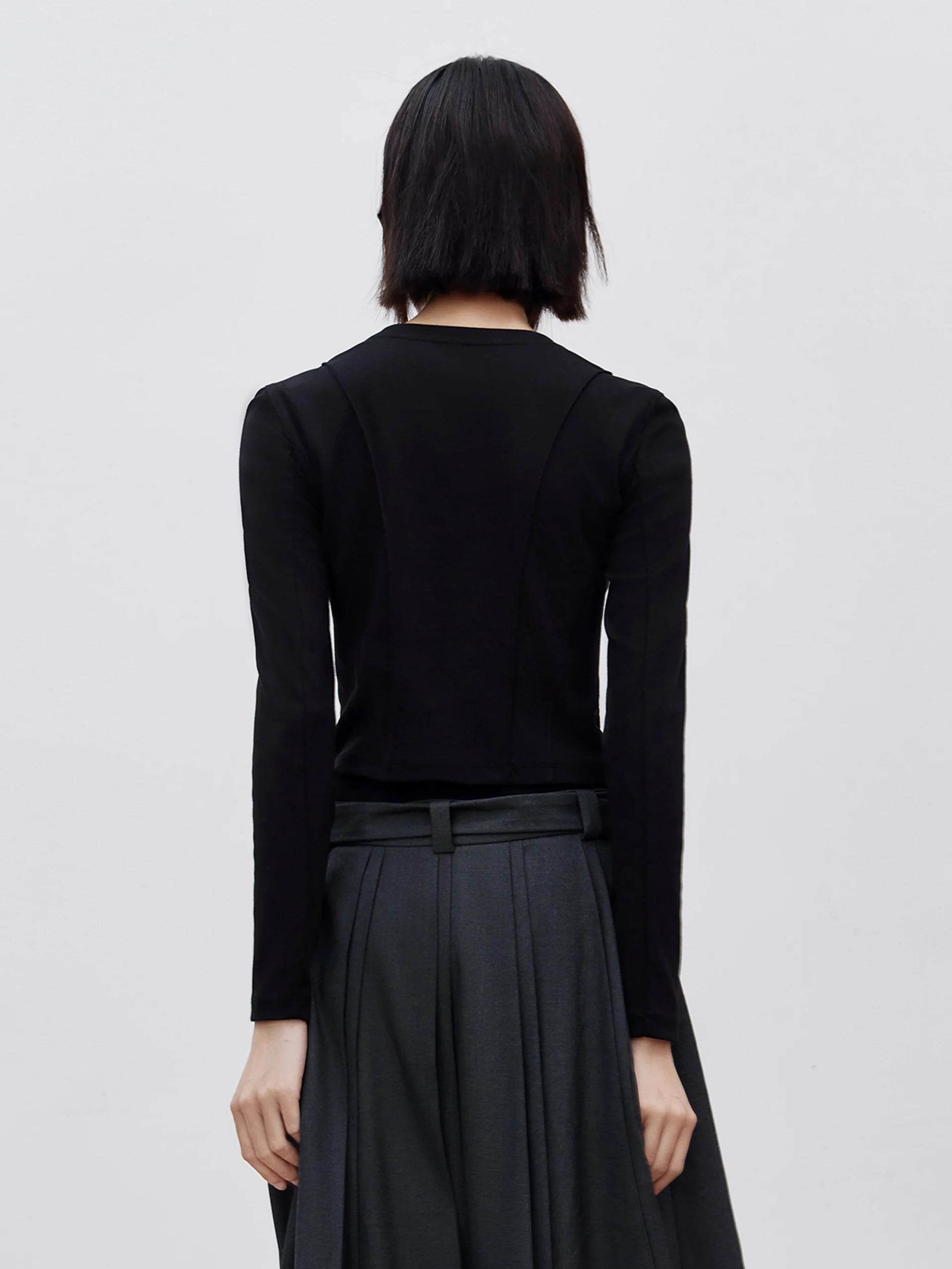 Cropped Long Sleeve T-Shirt - Image 10