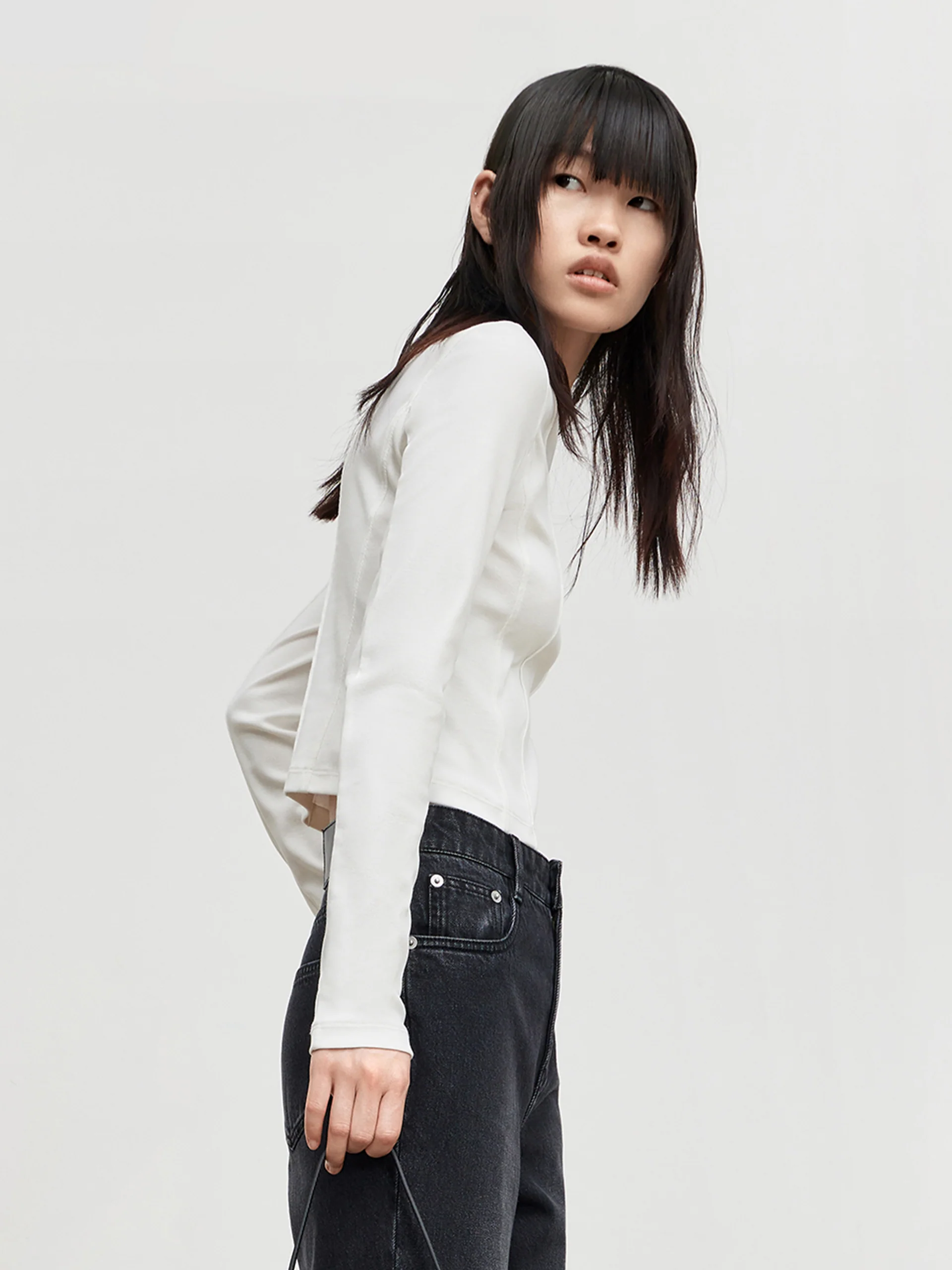 Cropped Long Sleeve T-Shirt - Image 3