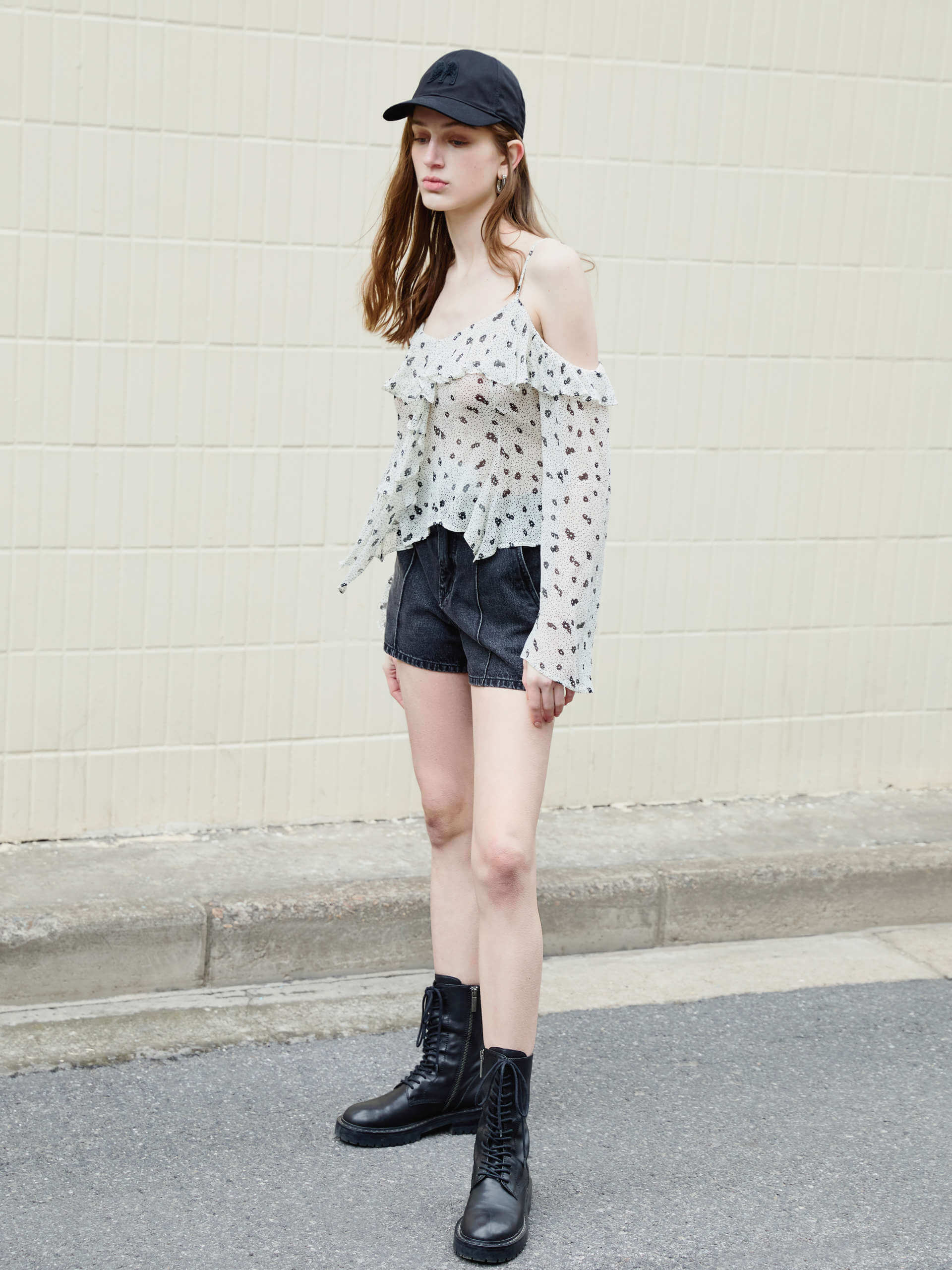 Cut Shoulder Printed Top - Image 11