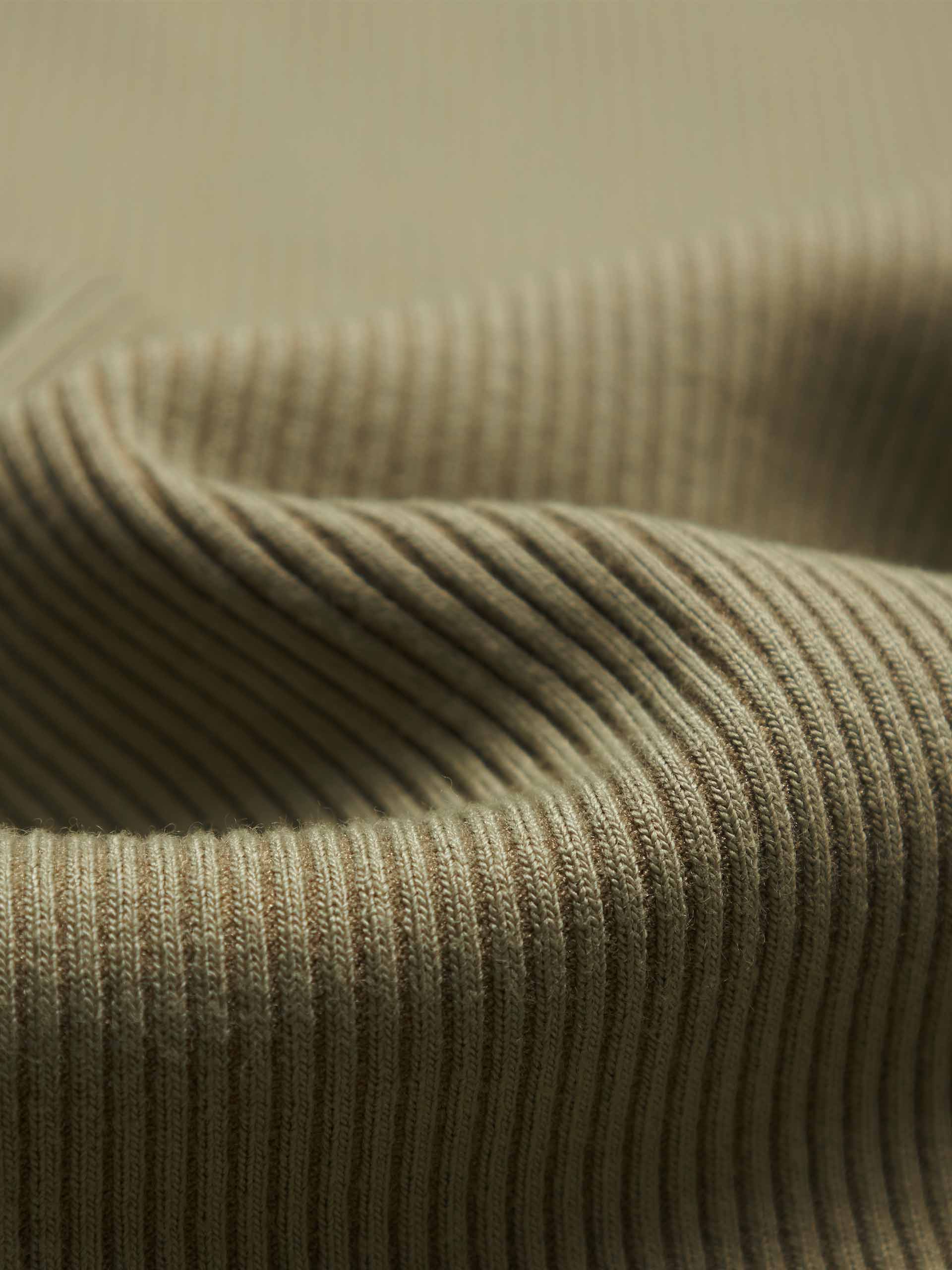 Cutout Back Tank Top - Image 19