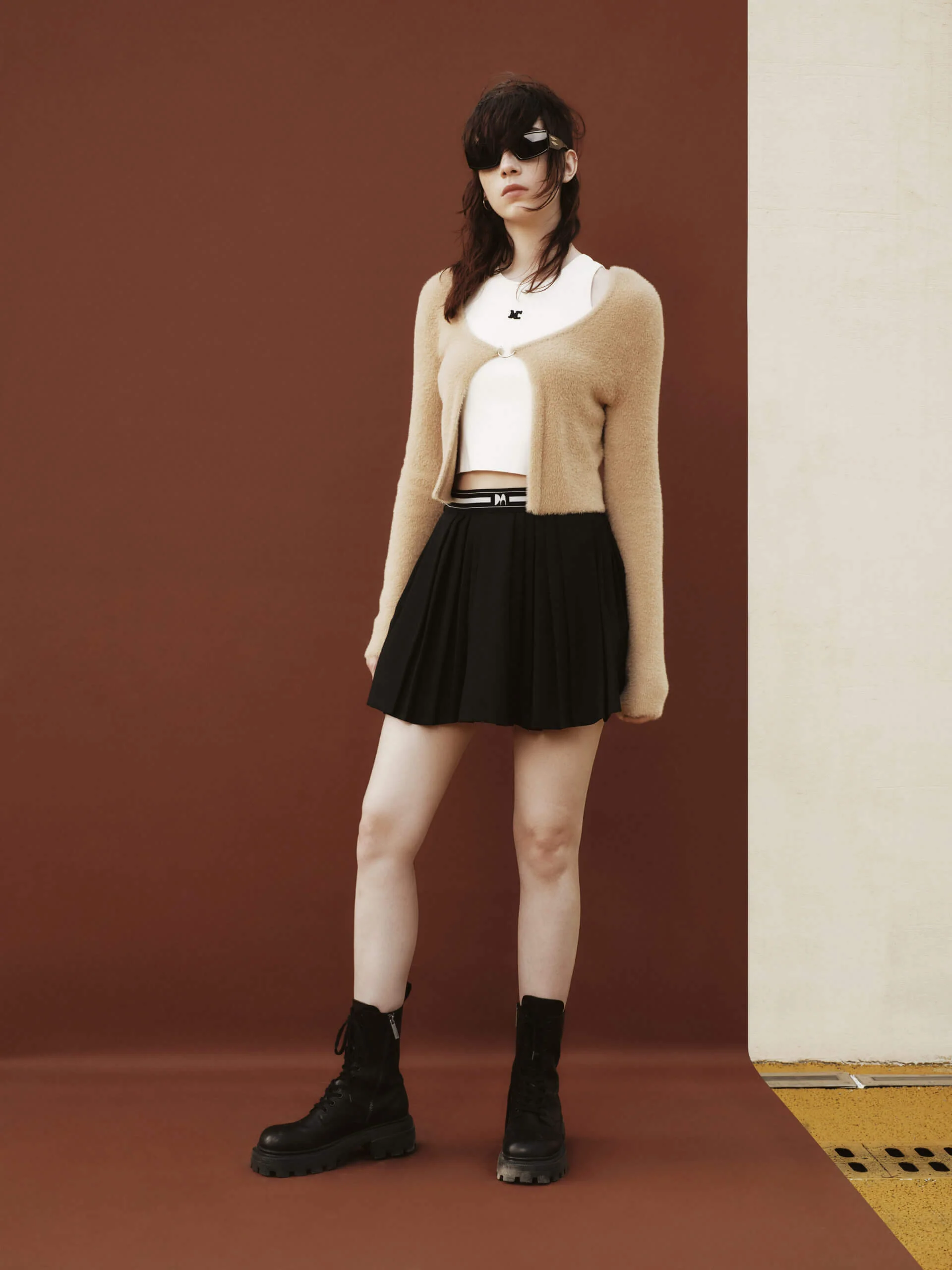 Elasticated Waist Pleated Skirt - Image 13