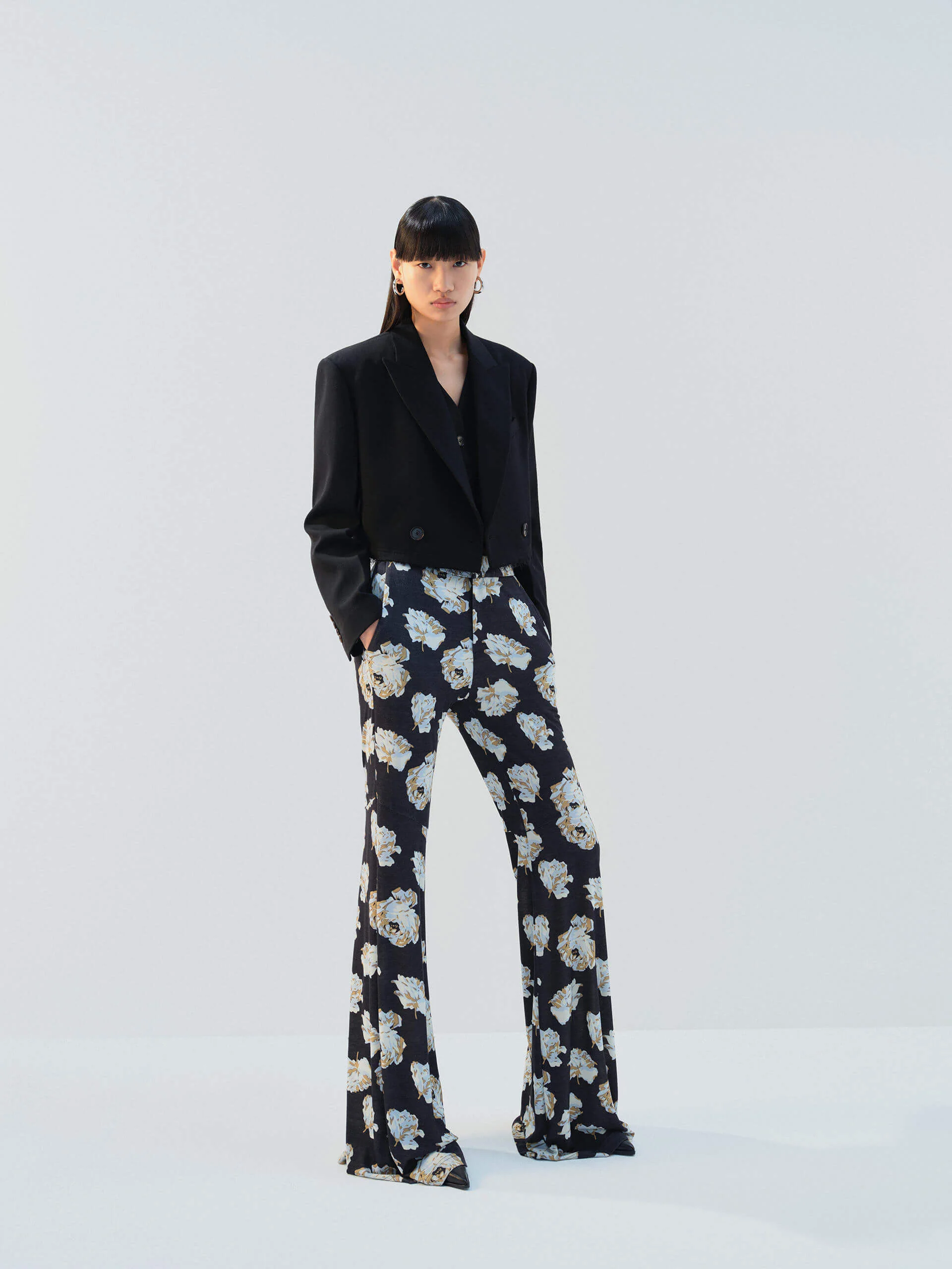 Floral Printed Flared Pants - Image 5