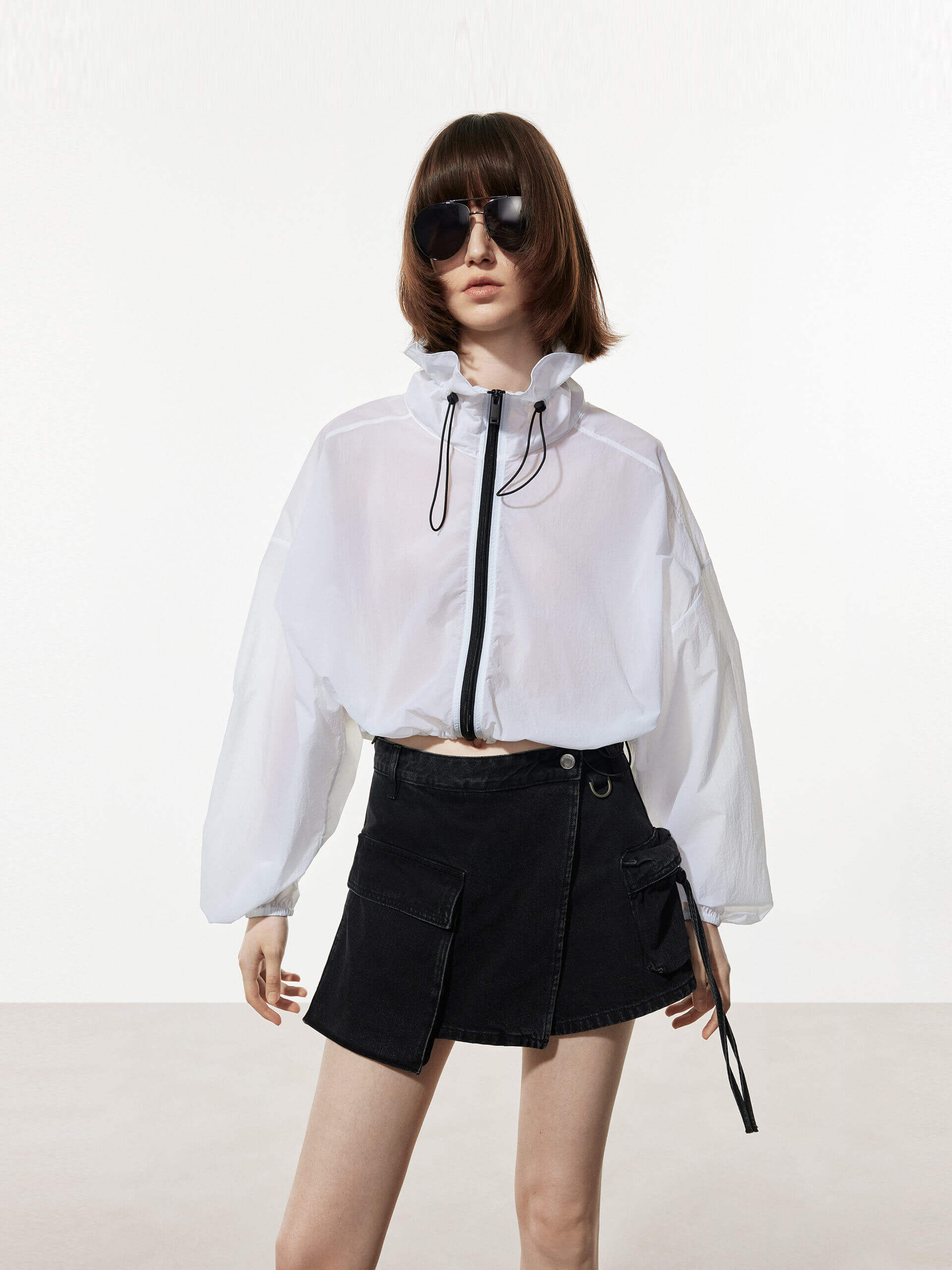 Lightweight Cropped Jacket - Image 17