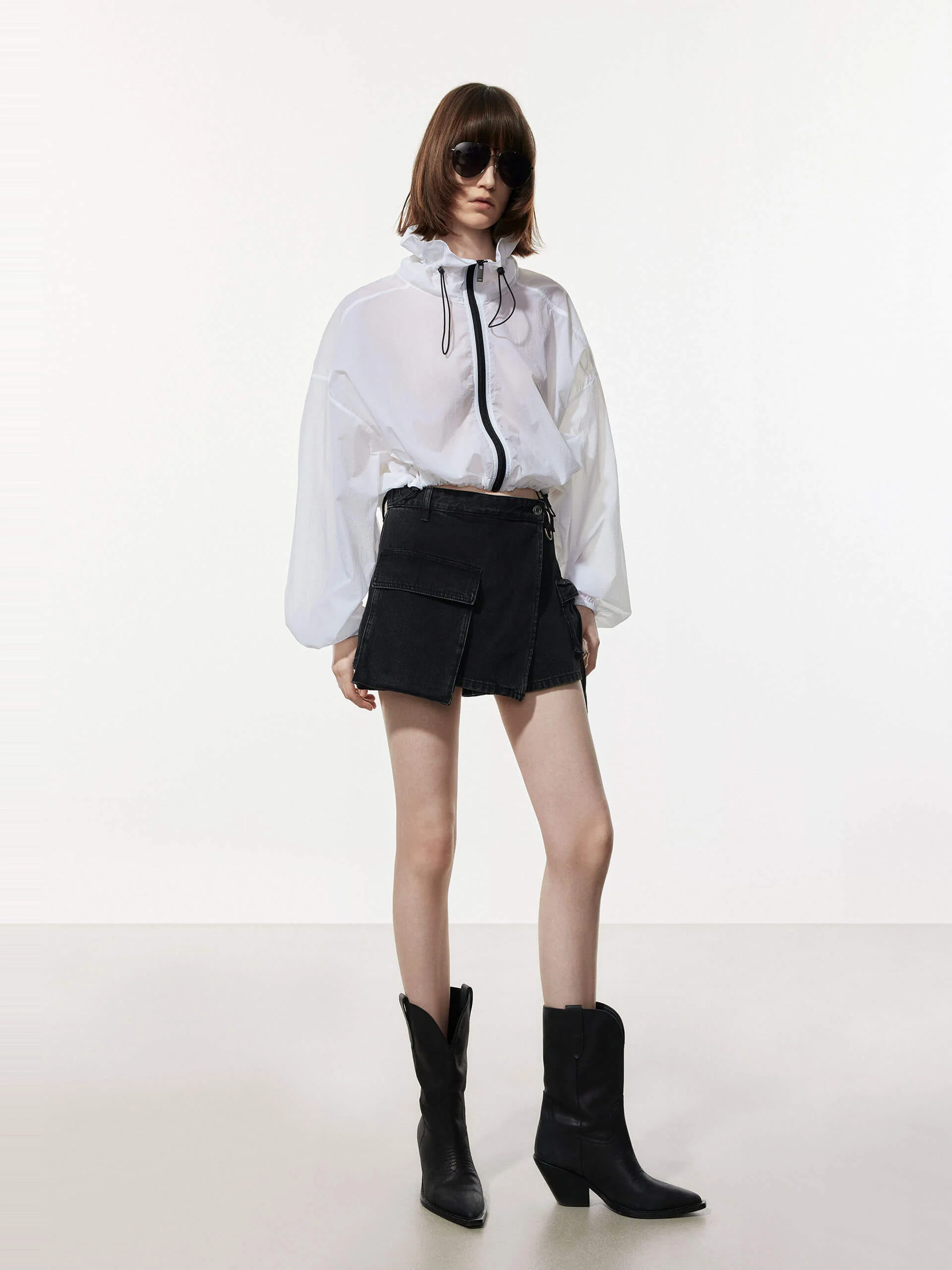 Lightweight Cropped Jacket - Image 23