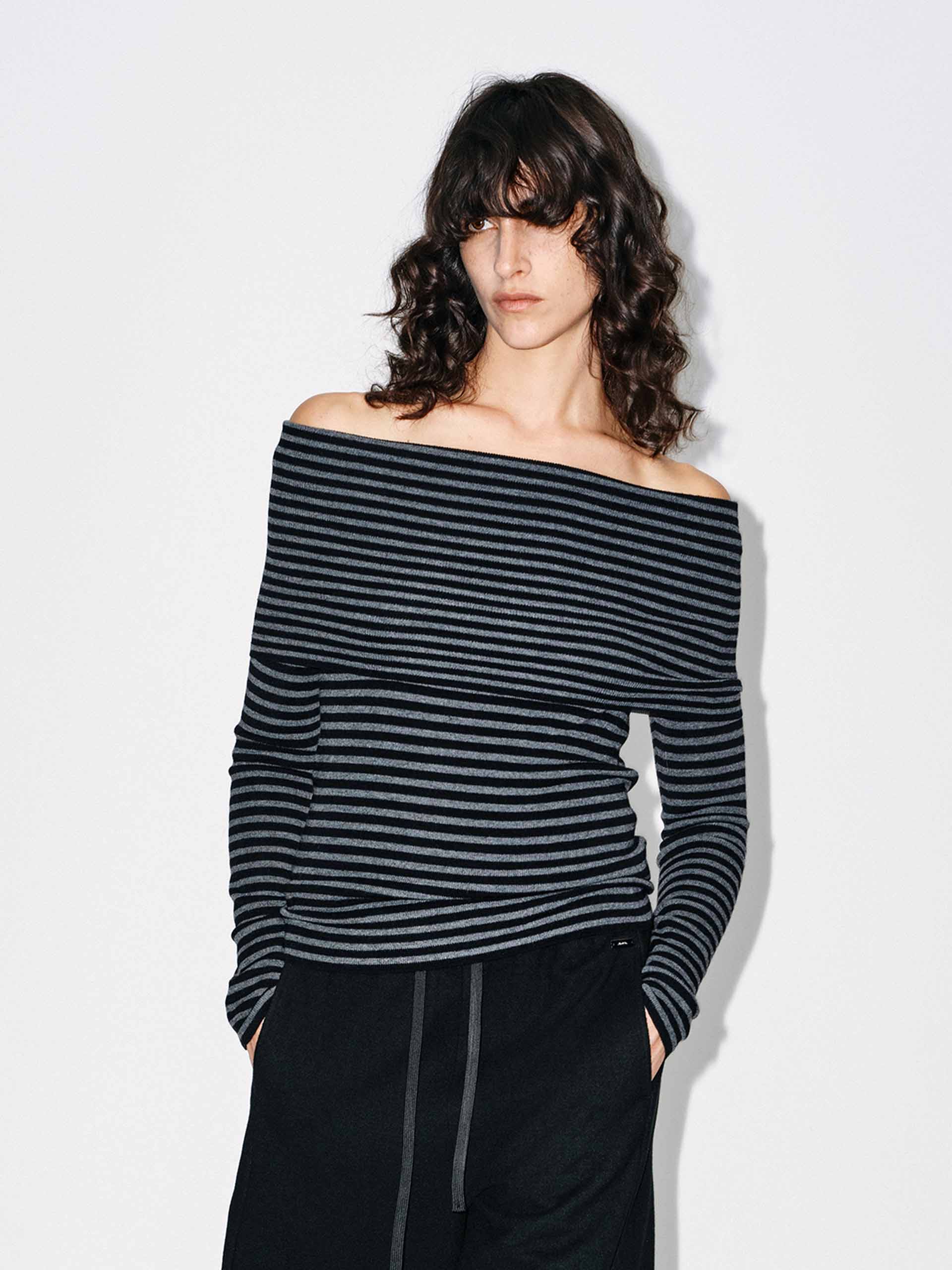 Off-shoulder Fitted Knit Top - Image 7