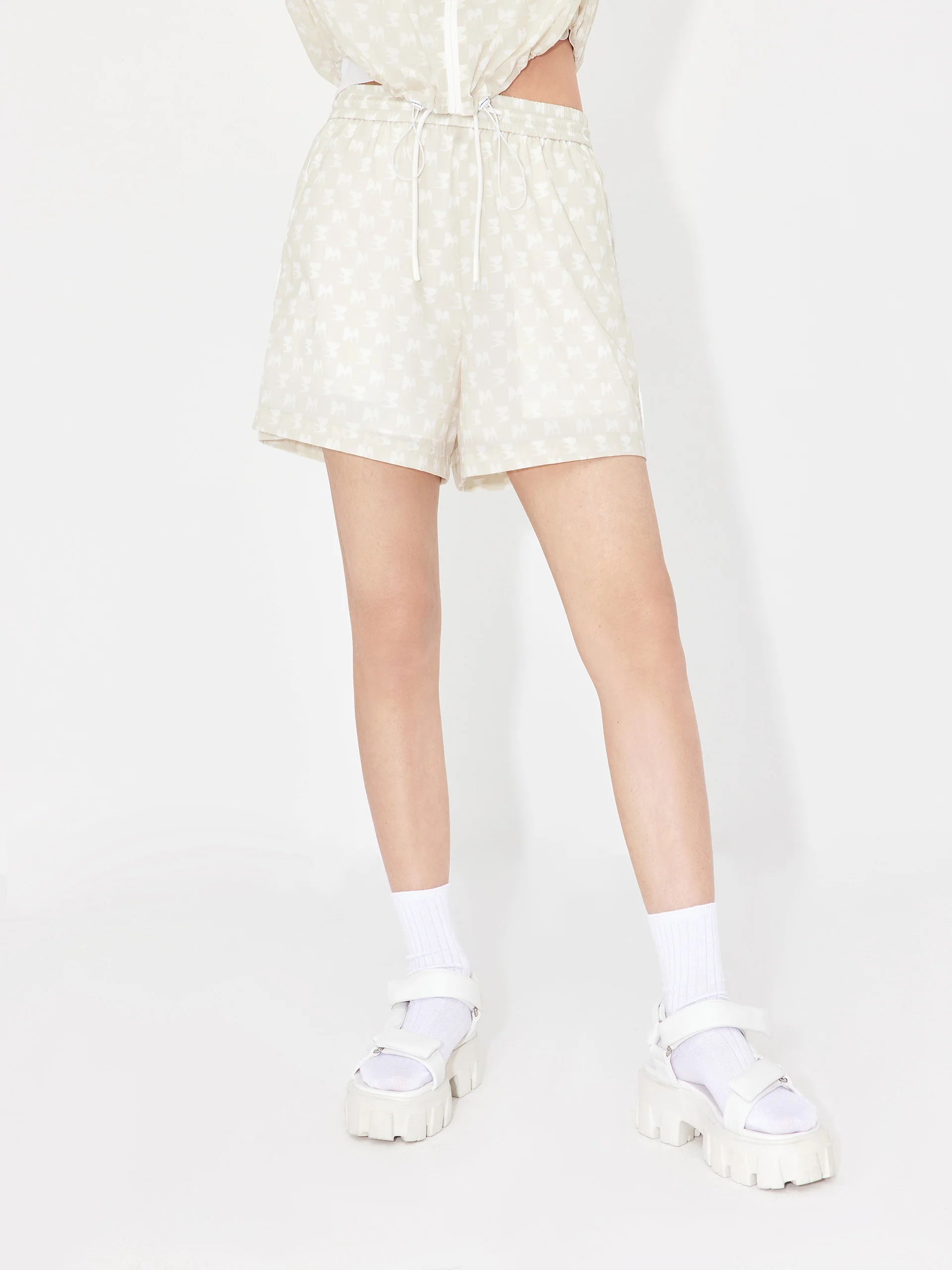 Printed Elastic Waist Shorts - Image 11