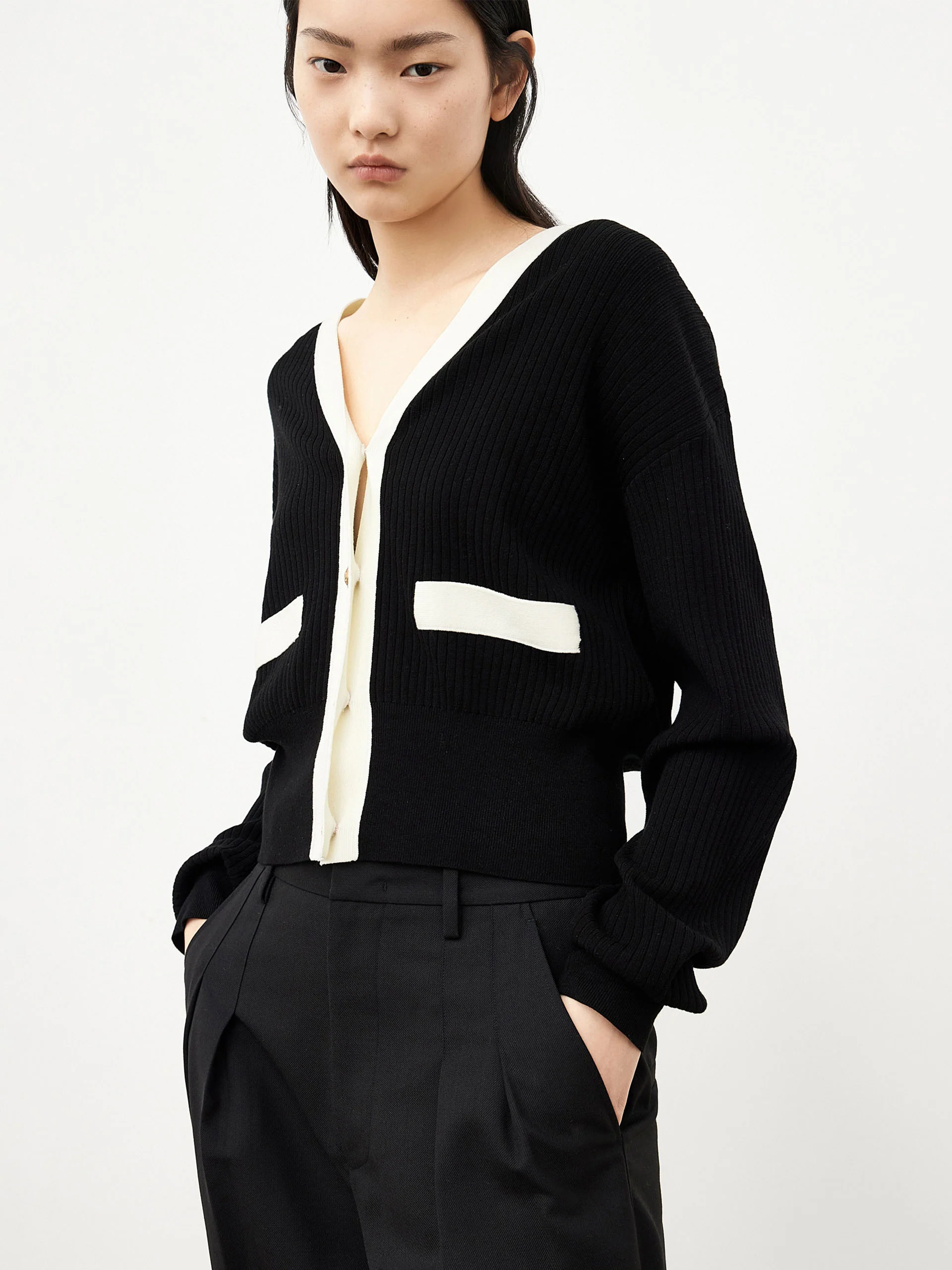Ribbed Knit Contrasting Cardigan - Image 3