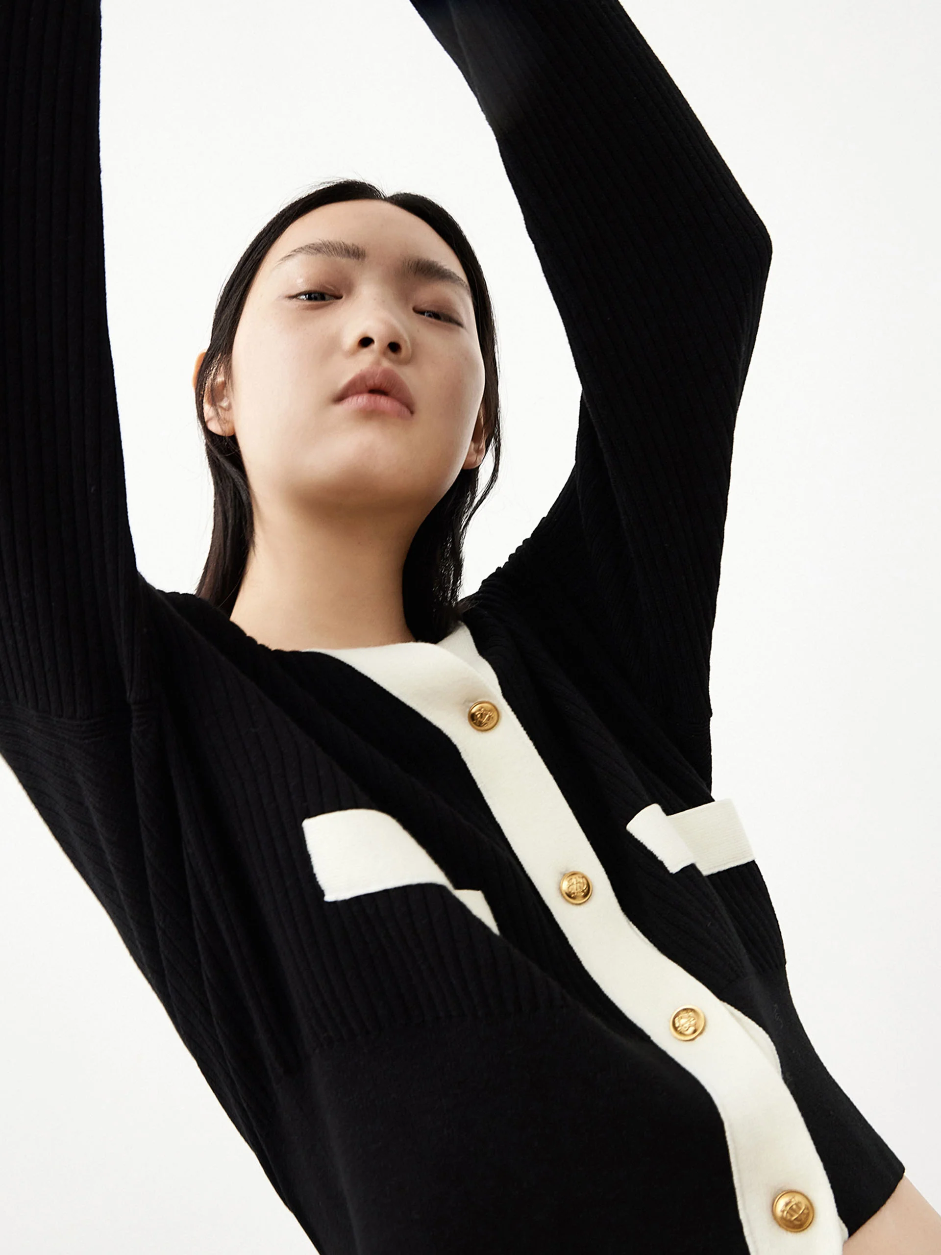 Ribbed Knit Contrasting Cardigan - Image 5