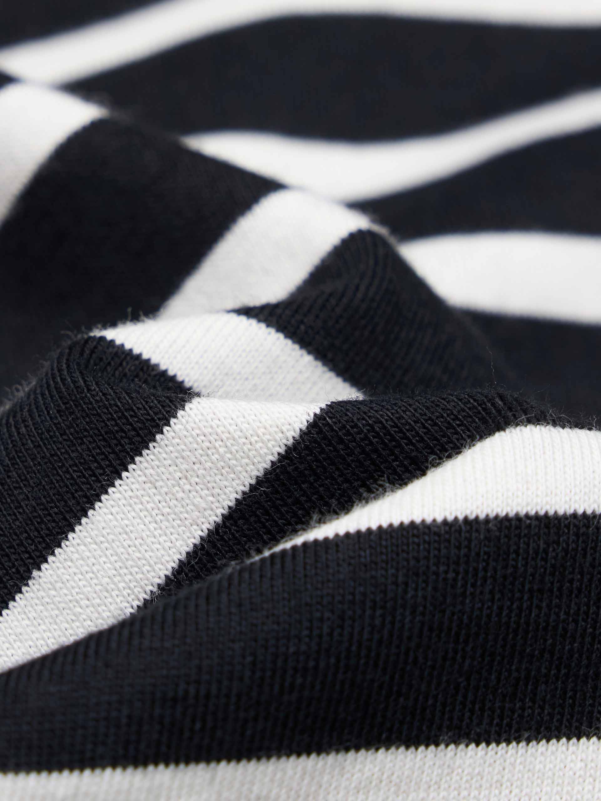 Striped Pattern Cotton T-shirt - Image 4