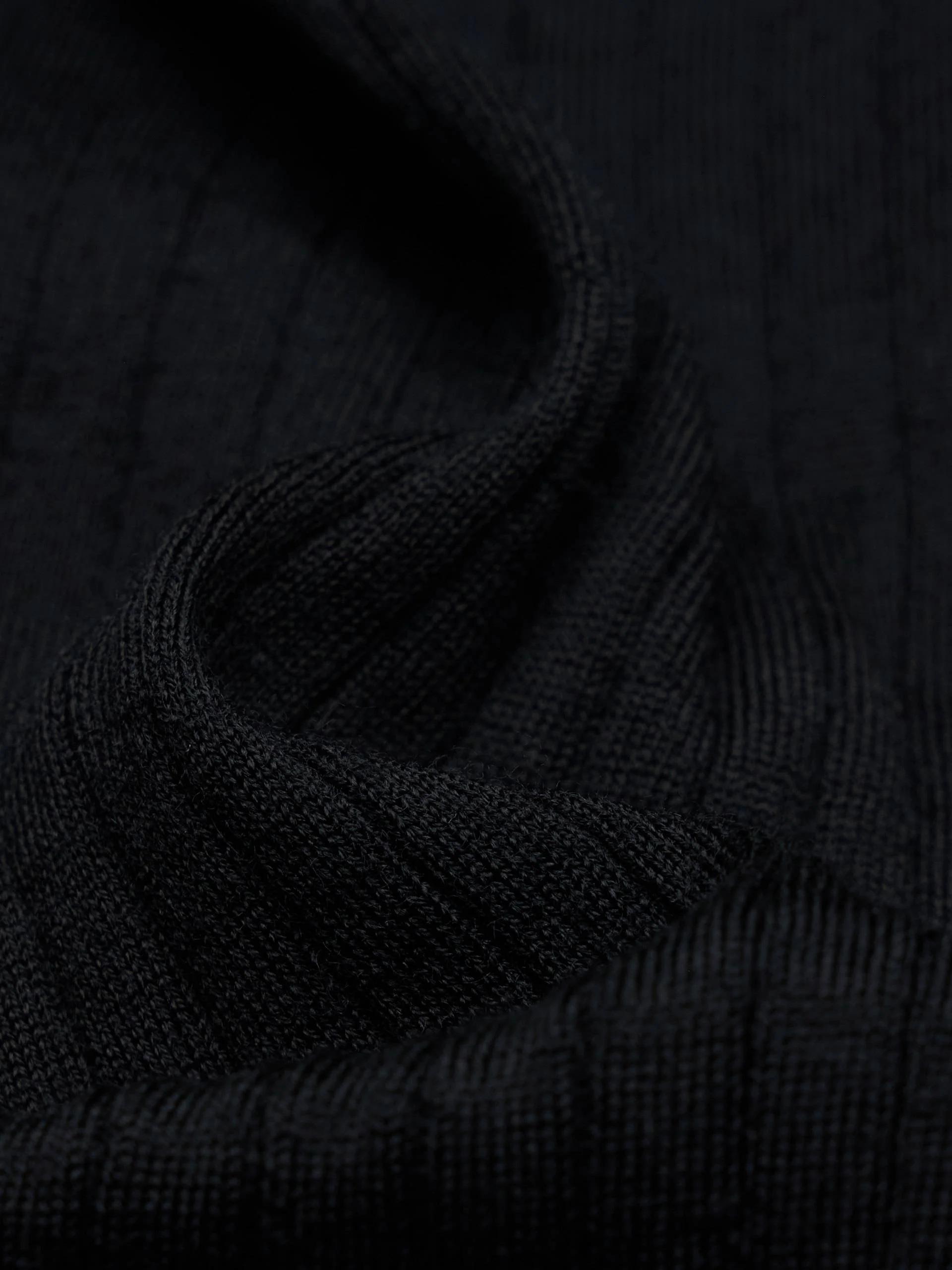 V-neck Wool Knitted Top - Image 4