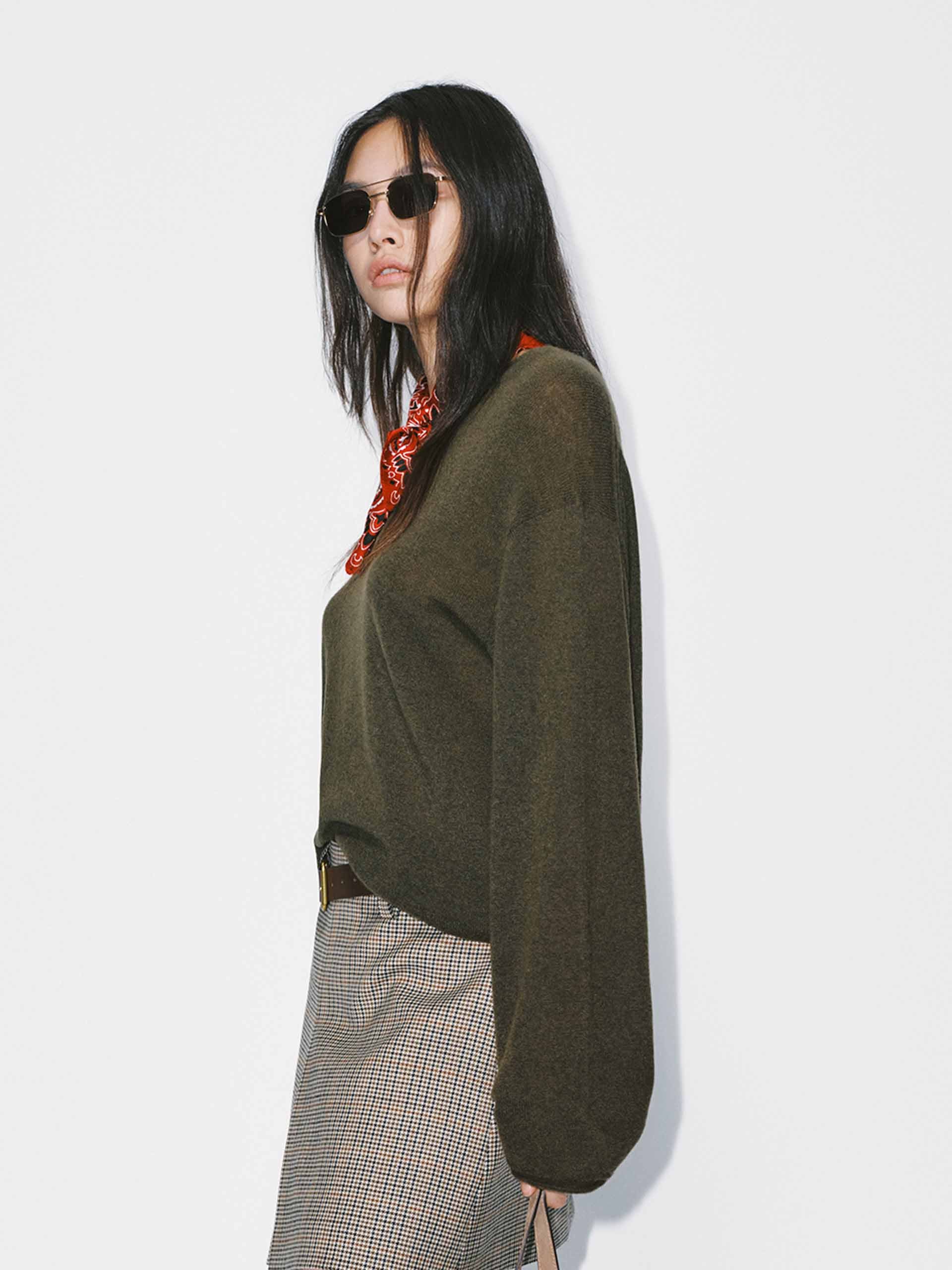 Wool Blend Relaxed Sweater - Image 10